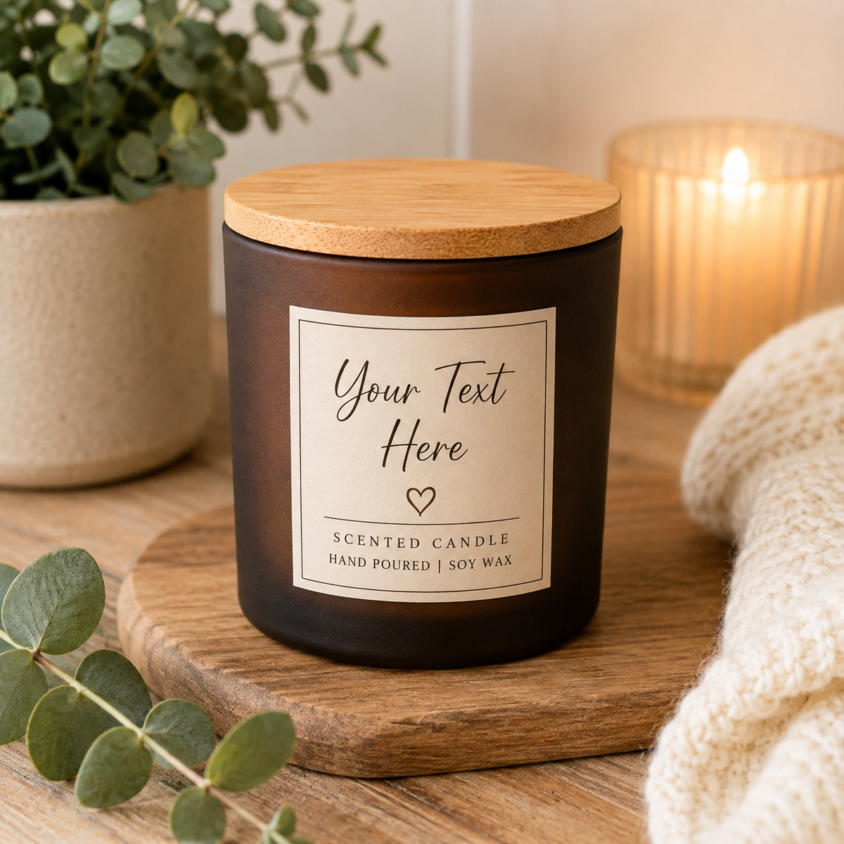 Personalised scented candle with engraved wooden lid in gift box